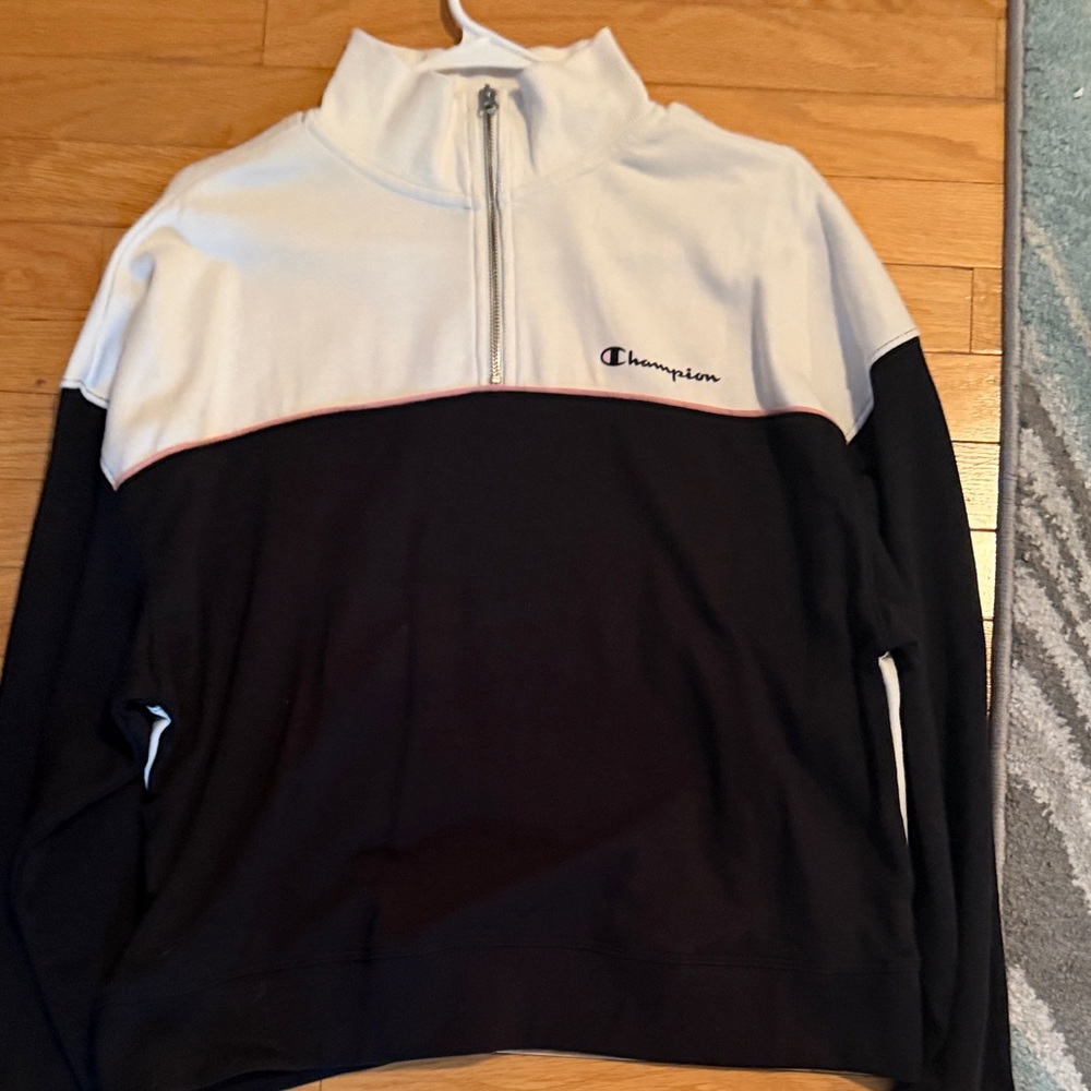 Champion Women's Black and White Zip Up Top